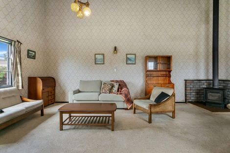 Photo of property in 11b Reeves Road, Acacia Bay, Taupo, 3330