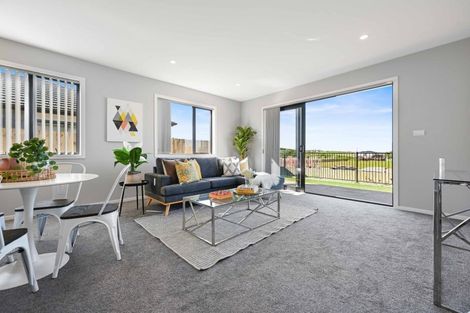 Photo of property in 2/28 Tokerau Drive, Rototuna North, Hamilton, 3210