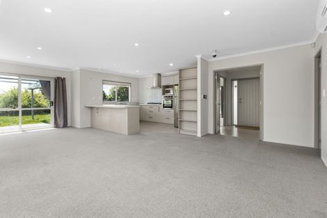 Photo of property in 22 Briar Rose Court, Huntington, Hamilton, 3210