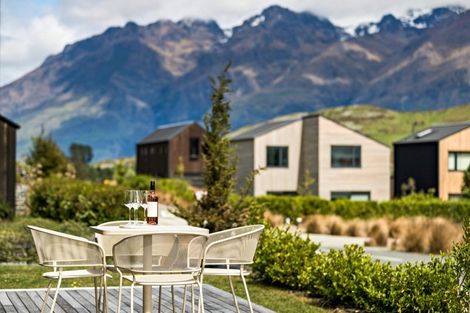 Photo of property in 35 Rannoch Drive, Jacks Point, Queenstown, 9371