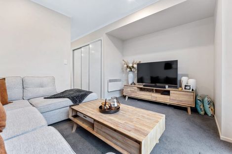 Photo of property in 50 Hobsonville Point Road, Hobsonville, Auckland, 0616