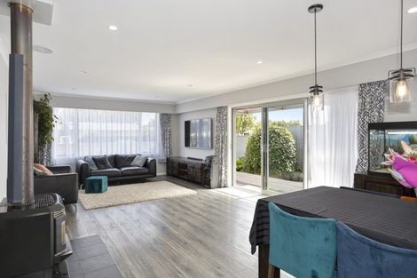 Photo of property in 86 Robertson Street, Gore, 9710