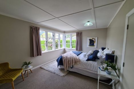 Photo of property in 3 Burke Grove, Naenae, Lower Hutt, 5011