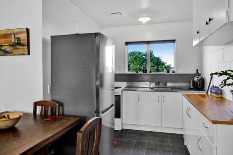 Photo of property in 10 Aubrey Street, New Plymouth, 4310