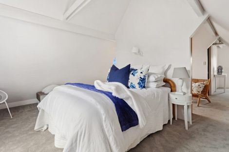 Photo of property in 114 Merivale Lane, Merivale, Christchurch, 8014