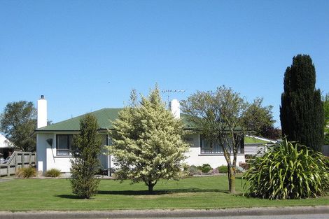 Photo of property in 199 West Belt, Rangiora, 7400