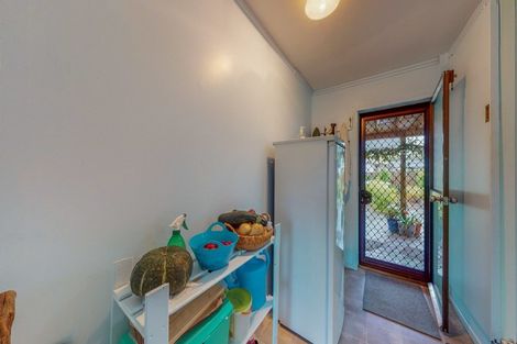 Photo of property in 1 Swordfish Avenue, Whiritoa, Whangamata, 3691