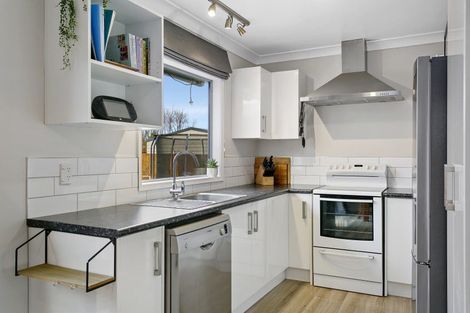 Photo of property in 26 Epping Place, Richmond Heights, Taupo, 3330