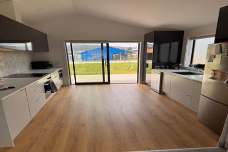 Photo of property in 18 Bragato Way, Cromwell, 9310