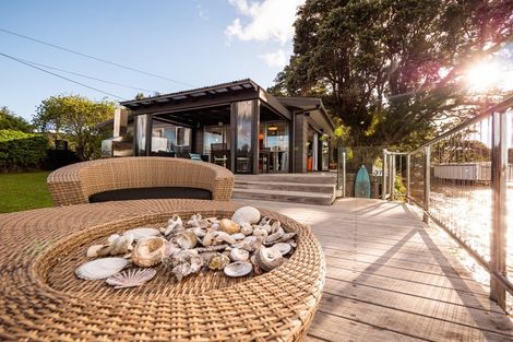 Photo of property in 2050 Ngunguru Road, Ngunguru, Whangarei, 0173