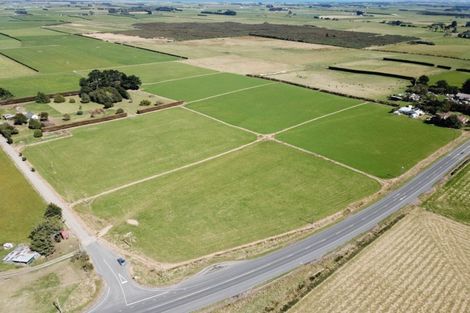 Photo of property in 805 Riverton-wallacetown Highway, Wrights Bush, Invercargill, 9874