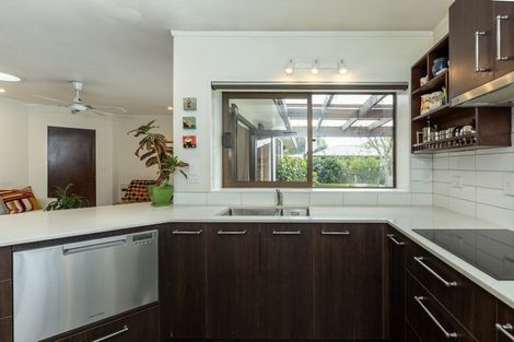 Photo of property in 59 Auckland Road, Greenmeadows, Napier, 4112