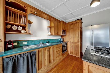 Photo of property in 31 Lyn Street, Lynmouth, New Plymouth, 4310