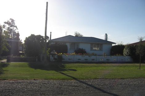 Photo of property in 27 Holmes Street, Darfield, 7510