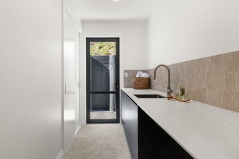 Photo of property in 17 Taruna Place, Havelock North, 4130