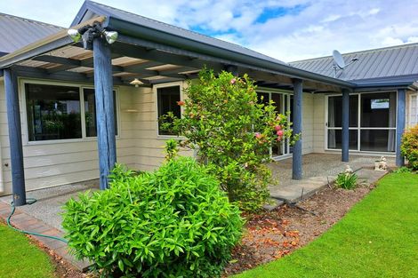 Photo of property in 17 Elliott Crescent, Havelock North, 4130