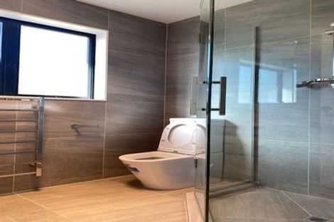 Photo of property in 4 Gill Avenue, Te Atatu Peninsula, Auckland, 0610