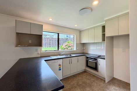 Photo of property in 1/28 Birman Close, Half Moon Bay, Auckland, 2012