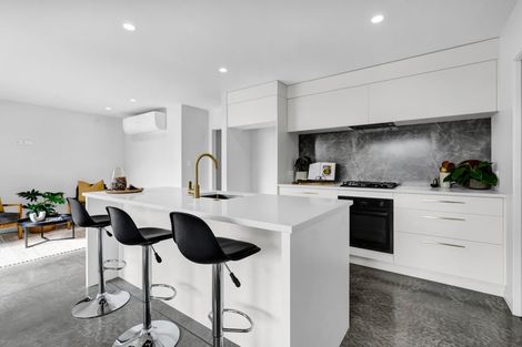 Photo of property in 9b James Drive, Bell Block, New Plymouth, 4312