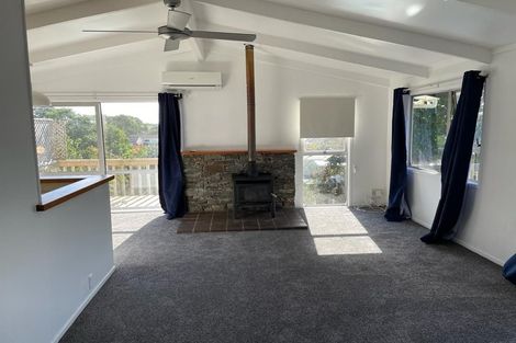 Photo of property in 13 Lismore Place, Papatoetoe, Auckland, 2025