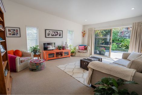 Photo of property in 47 Oteki Park Drive, Welcome Bay, Tauranga, 3112