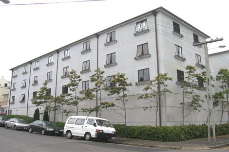 Photo of property in 7/10 Ruru Street, Eden Terrace, Auckland, 1021