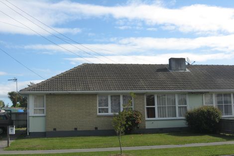 Photo of property in 35a Wychwood Crescent, Bishopdale, Christchurch, 8053