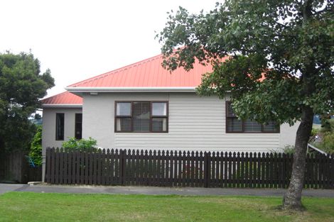 Photo of property in 37 Walton Park Avenue, Fairfield, Dunedin, 9018