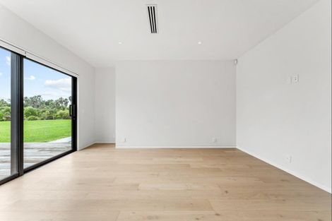 Photo of property in 261 Point Wells Road, Point Wells, 0986