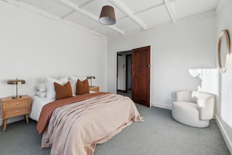 Photo of property in 12 Hillcrest Road, Hillcrest, Hamilton, 3216