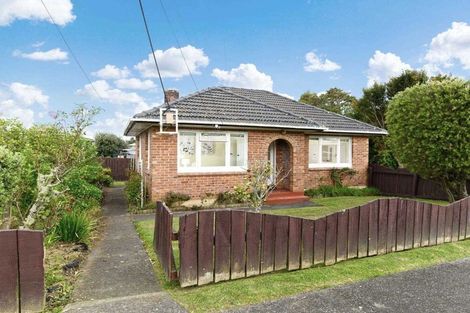 Photo of property in 1/16 Karaka Street, New Lynn, Auckland, 0600