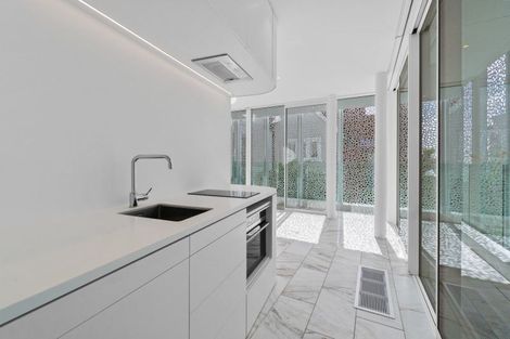 Photo of property in 80 Paritai Drive, Orakei, Auckland, 1071