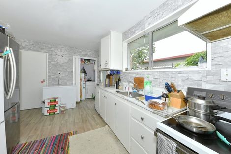 Photo of property in 2/6 Halligan Place, Belfast, Christchurch, 8051