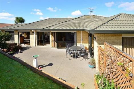 Photo of property in 31 Kath Hopper Drive, Orewa, 0931