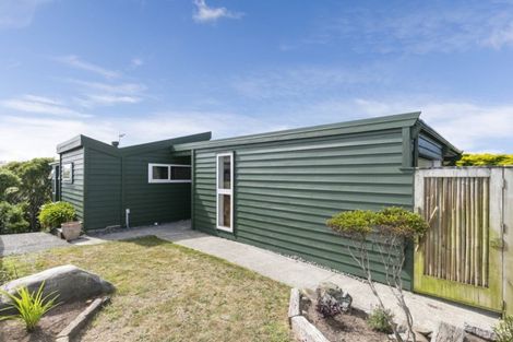 Photo of property in 33b Cambrian Street, Churton Park, Wellington, 6037
