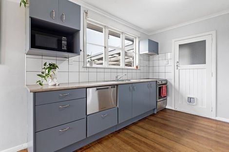 Photo of property in 2 Plimsoll Street, Carterton, 5713