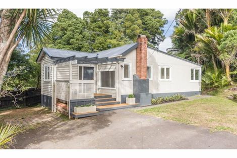 Photo of property in 3 Huia Road, Titirangi, Auckland, 0604
