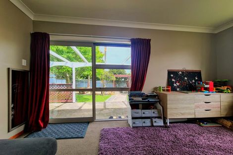 Photo of property in 31 Crewe Crescent, Hokowhitu, Palmerston North, 4410