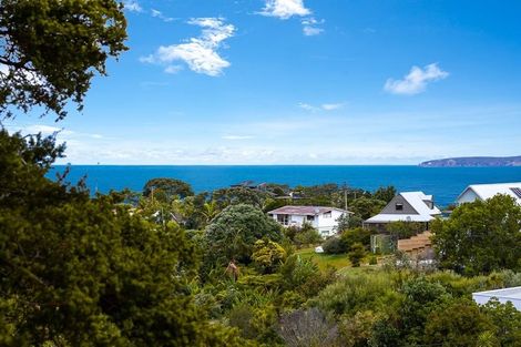 Photo of property in 2 Hill Street, Leigh, 0985