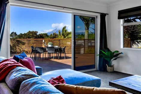 Photo of property in 15c Anderson Way, Highlands Park, New Plymouth, 4312