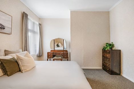 Photo of property in 1 Gunn Street, Gonville, Whanganui, 4501