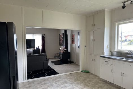 Photo of property in 10 Tay Street, Tokoroa, 3420