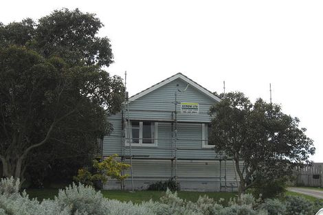 Photo of property in 39 Ruapehu Street, Castlecliff, Whanganui, 4501