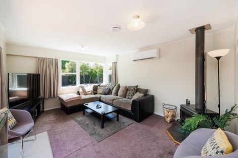 Photo of property in 14 Motuoapa Place, Kelvin Grove, Palmerston North, 4414