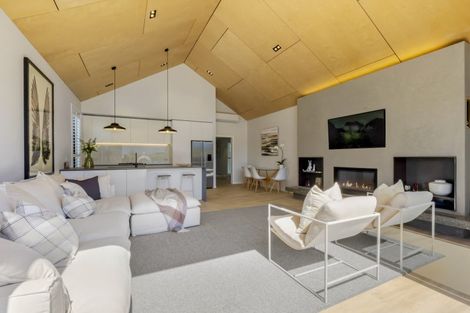 Photo of property in 8 Soudley Court, Jacks Point, Queenstown, 9371