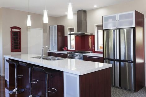 Photo of property in 8 Crossland Terrace, Lyttelton, 8082