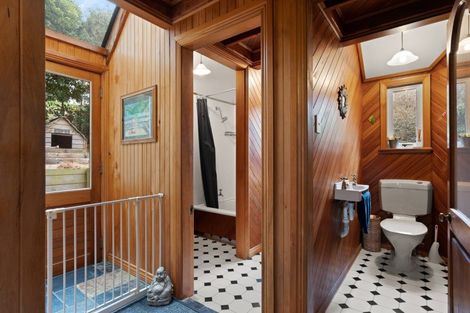 Photo of property in 18 Manuka Street, Ravensbourne, Dunedin, 9022