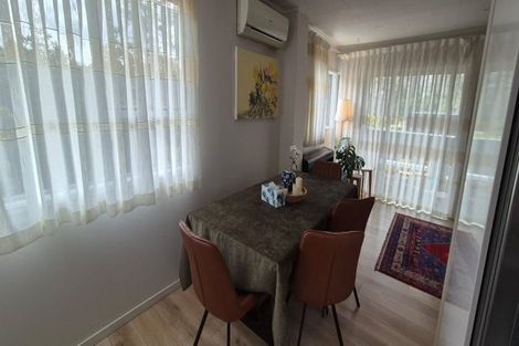 Photo of property in 55 Allington Road, Massey, Auckland, 0614