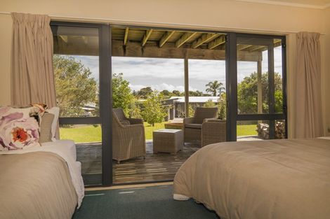 Photo of property in 10 Logans Lane, Kuaotunu, Whitianga, 3592