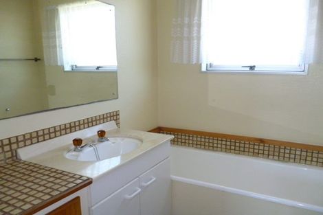 Photo of property in 14 Clement Place, Greenmeadows, Napier, 4112